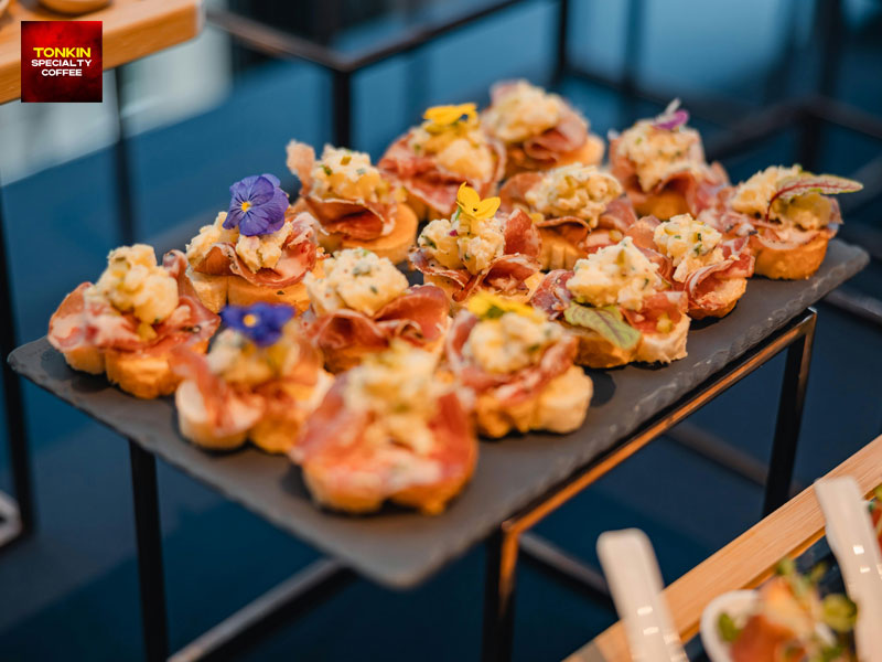 Bàn tiệc Teabreak giá rẻ