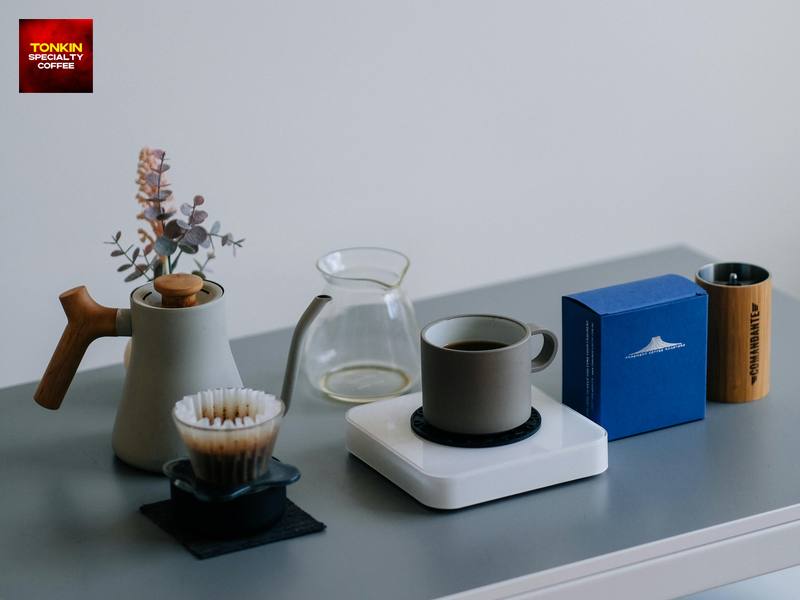 MC dẫn chương trình Year End Party