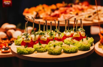 Các món trong tiệc đứng canape