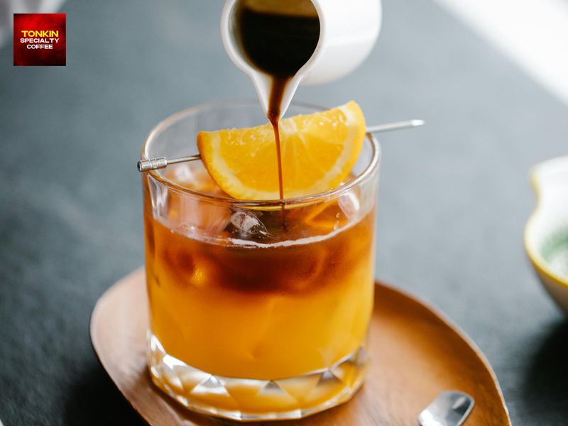 Trang trí bàn tiệc cocktail