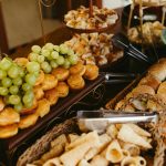 Tiệc trà ngoài trời