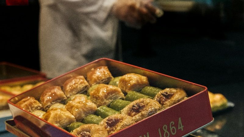 Tiệc trà hội nghị ngoại giao